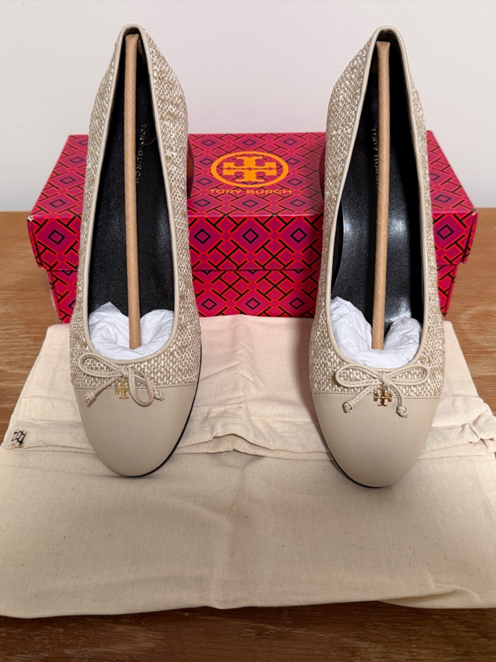 Tory Burch Neutral Light Khaki Cap-Toe Pump 45MM/Tweed